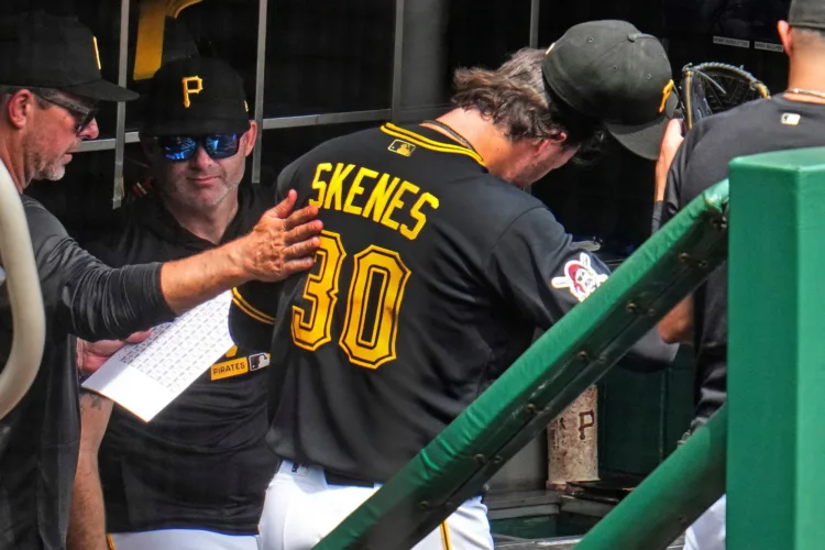 Pirates star Skenes intent on staying the course amid struggles